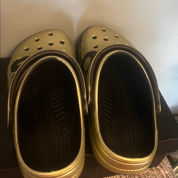Crocs Gold Clogs - Picture 4 of 5